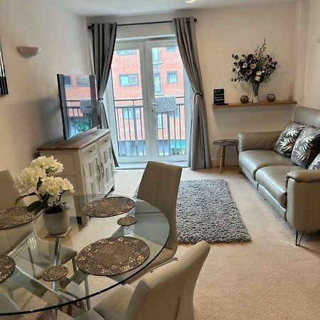 City Centre Apartment. Wrexham Exteriér fotografie