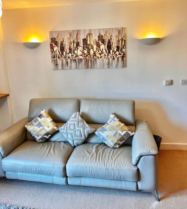 City Centre Apartment. Wrexham Exteriér fotografie
